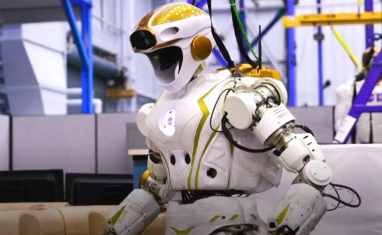 Pogledajte kako izgleda NASA-in robot koji bi trebao hodati po Marsu i Mjesecu